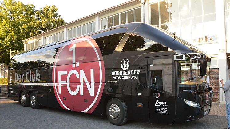 Auf ihre Kosten kommen die Fans des 1. FC N&uuml;rnberg, denn der Club spielt heute im Willy-Sachs-Stadion gegen den FC 05 Schweinfurt.Marion Wetterich