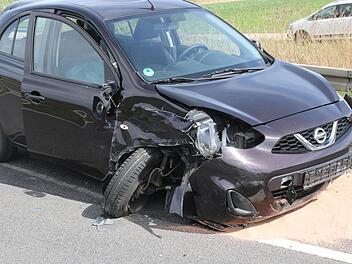 Die Fahrerin des Micra wurde schwer verletzt.Michael Stelzner