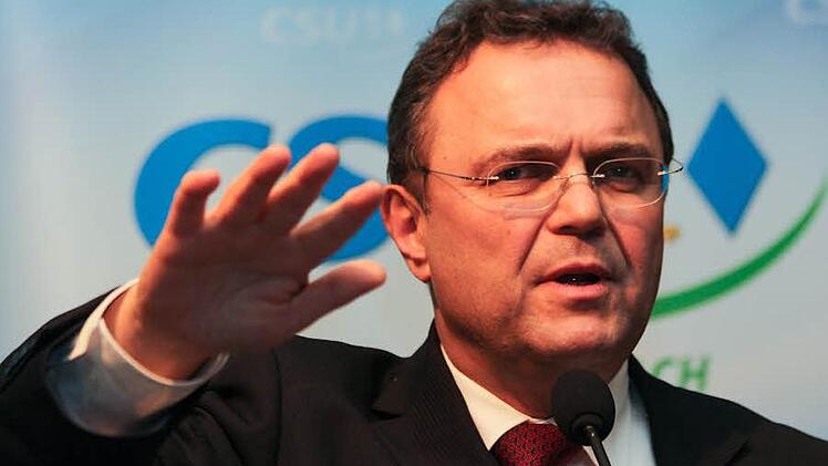 Bundesinnenminister Hans-Peter Friedrich war am Samstagabend zu Gast bei der Kulmbacher CSU. Fotos: Michael Gründel