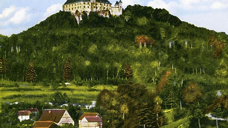 Greifenstein in den 1930er Jahren mit dem Ortsteil Neumühle im Vordergrund Repro: Reinhard Löwisch
