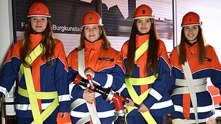 "Frauenpower": Kalender der Feuerwehr-Damen Burgkunstadt - Bildergalerie