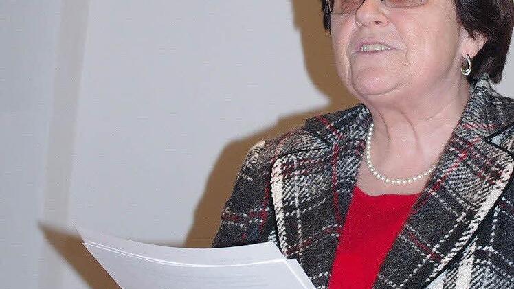 Mathilde Hutzl stellte Helene Weber vor.