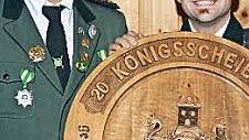 Schützenkönig Martin Ringleb (rechts)n und Schützenmeister Dietmar Mayer.  Foto: hv