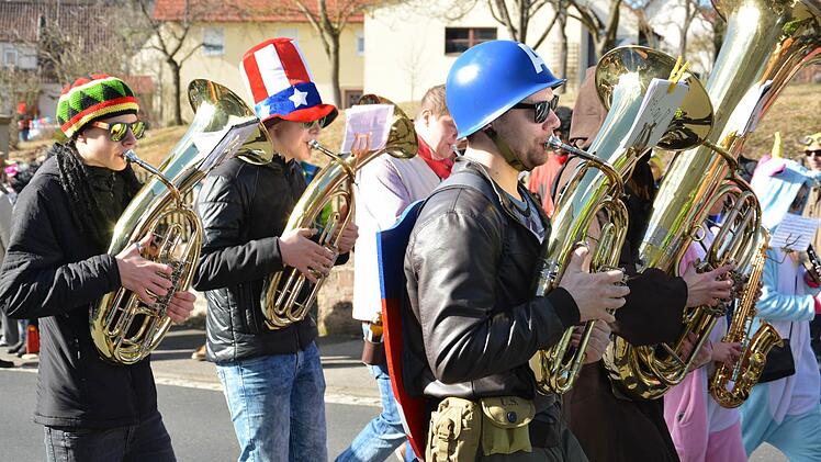 Faschingsumzug in Katzenbach und Lauter. Foto: Björn Hein