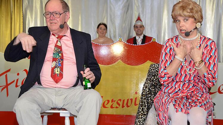 Mathilde und Hermann (Birgit Schreiber /Klaus Bollwein). Foto: Peter Rauch