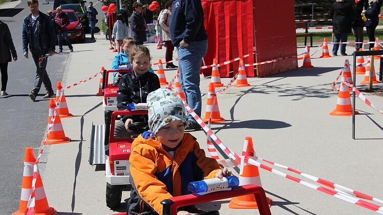 Impressionen von der Einweihung in Teuschnitz. Foto: Veronika Schadeck
