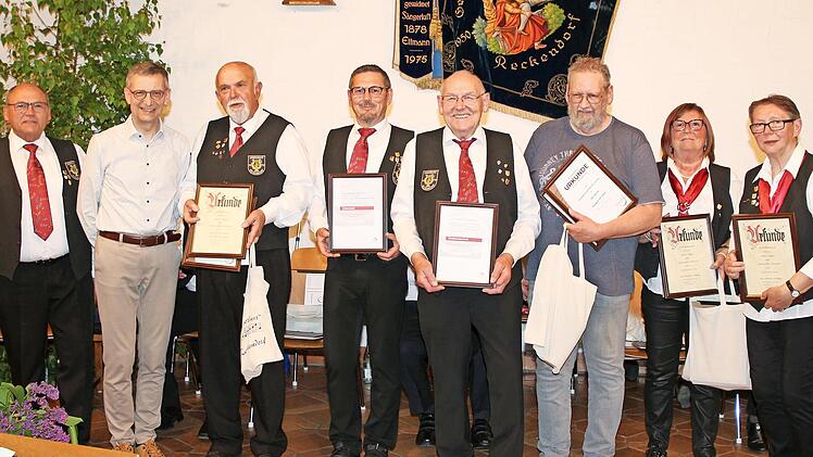 Der Verein Sängerlust nutzte sein 75. Jubiläum für einen Ehrungsabend.