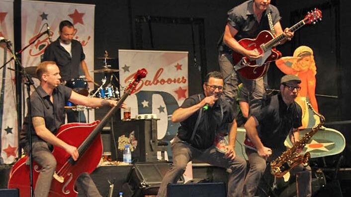 Ritt auf dem Kontrabass und auf den Kollegen: Die "Bobbin Baboons" zogen ein tolle Show ab.