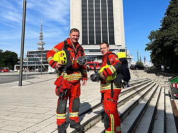 Helmbrechts: "Hamburg Firefighter Stairrun" - zwei Feuerwehrler meistern Wettkampf