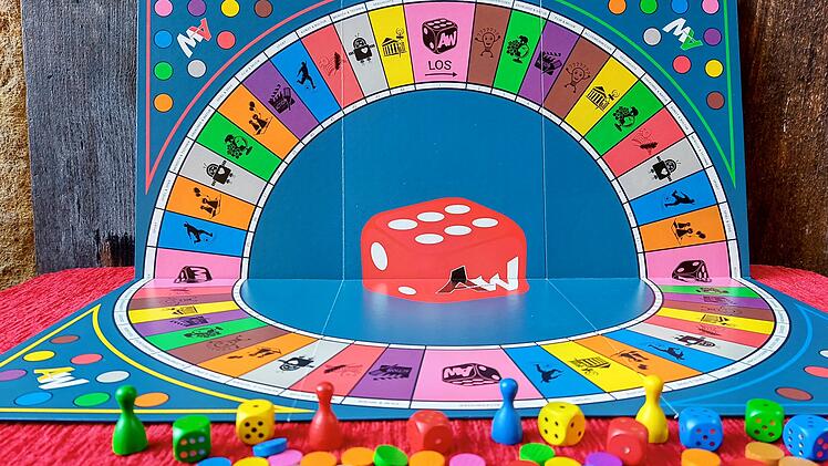 Alleswisser - Das Brettspiel im Test: Quizspiel mit App statt Fragekarten
