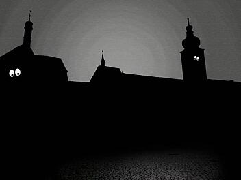 In Forchheim könnte es zapfenduster werden, wenn es - wie befürchtet - zu einem Stromkollaps käme.  Illustration: Carolin Höfler (FT)