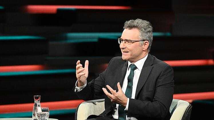 CDU-Politiker Achim Brötel stellte klar: "Die Lebenswirklichkeit, die ist vor Ort im Rathaus und im Landratsamt, nicht im Bundestag in Berlin!"