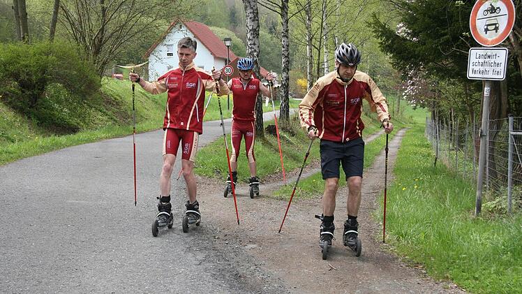 Die luftbefüllten Reifen gleichen Unebenheiten aus.