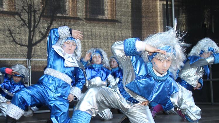 Marktplatztreiben in Stadtsteinach Foto: Jürgen Gärtner