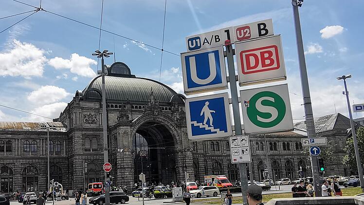 Haupteingang zum Hauptbahnhof N&uuml;rnberg