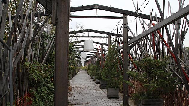 Ein Ort, wo sich "Vergangenheit, Gegenwart und Zukunft treffen" sei der Coburger G&uuml;terbahnhof, sagt Johannes Haslauer, Vorsitzender des Vereins Kulturerbe Bayern. Hier wird sich der Verein am Samstag, 27. Oktober, ab 11 Uhr vorstellen.  Foto: Ulrike Nauer