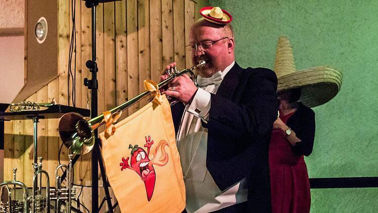 Neujahrskonzert: Das Blechbläserquintett Harmonic gastierte im Rathaussaal Rödental. Foto: Jochen Berger