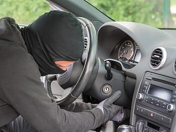 Die Autodiebe sind noch nicht gefasst. Symbolfoto: Archiv