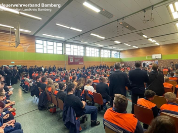 Landkreis Bamberg: Über 300 Jugendliche nehmen an Feuerwehr-Wissenstest teil - so schnitt der Nachwuchs ab
