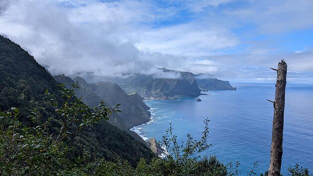 Blick auf die K&uuml;ste der "Blumeninsel" Madeira