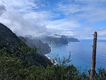 Blick auf die K&uuml;ste der "Blumeninsel" Madeira