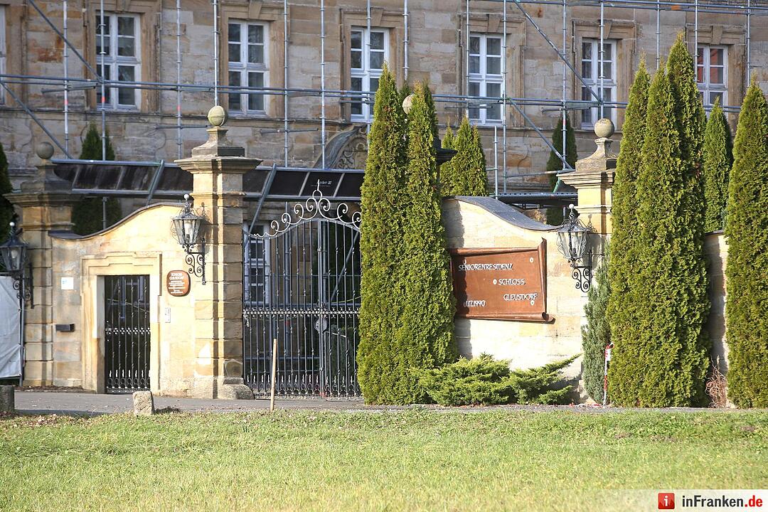 HerbeigefŸhrte TodesfŠlle im Altenheim - Staatsanwaltschaft lŠsst zwei Mitarbeiter festnehmen