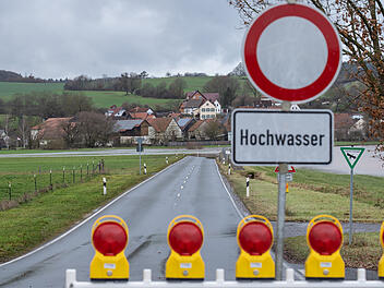 Der Dauerregen vom Freitag (23.12.2022) führte in einigen Regionen Ober- und Unterfrankens zu Hochwasser.