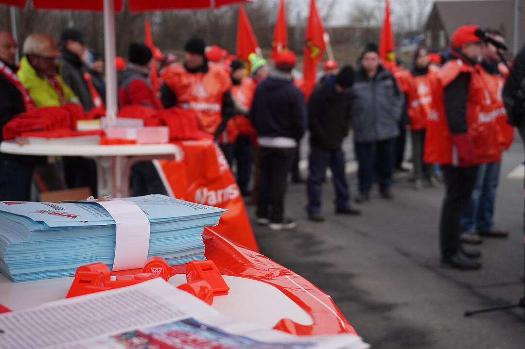 Warnstreik IG Metall in Kitzingen