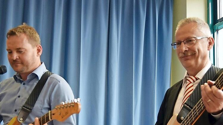 Mit von der Partie bei der Lehrerband: Heinz Zech
