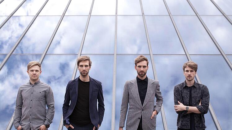 Zum Auftakt der Reihe green line gastiert das Indie-Rock-Quartett Lion Lion am 12. September im Amphitheater unterhalb des Coburger Kunstvereins.Foto: Archiv/Lion Lion