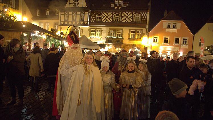 Impressionen vom Seßlacher Adventsmarkt.
