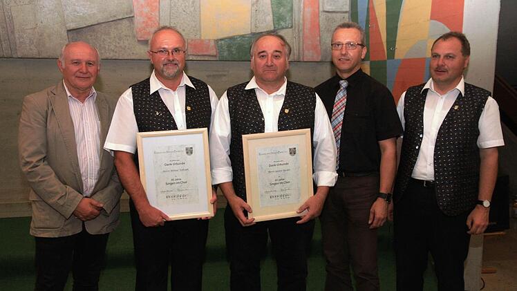 Werner Löblein,. Helmut Vollrath, Günter Backer, Michael Knörleinn und Helmut Wunder (v.l.)