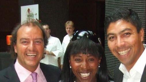 Rolf Beyersdorf, hier mit Ehefrau Nini und Ex-Fußballprofi Giovane Elber, der auch heuer wieder zum Samba-Festival erwartet wirdprivat