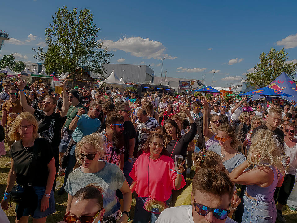 Das Sommerfestival f&uuml;r alle, die feiern, tanzen und einfach gl&uuml;cklich sein wollen!