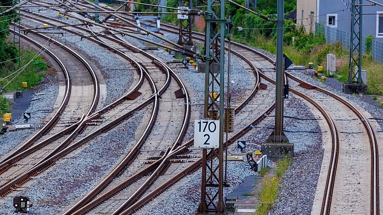 Bahnstrecke Berlin-Hamburg nach Bauarbeiten