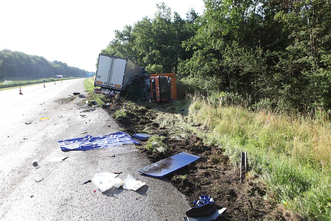 Tödlicher Lkw-Unfall auf der A6 bei Ansbach
