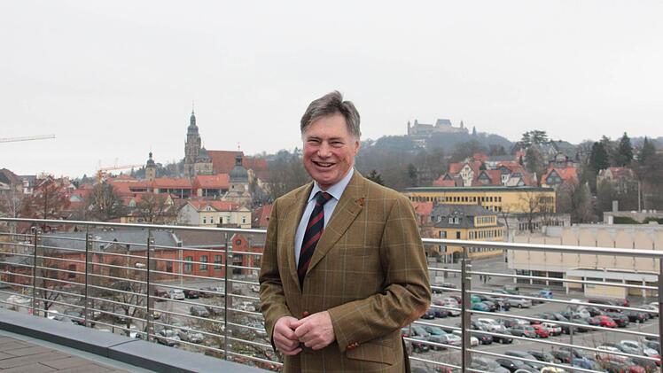 Götz-Ulrich Luttenberger auf dem Balkon des Geschäftsführerbüros im SÜCenter. Am heutigen Donnerstag wird Luttenberger offiziell verabschiedet. Foto: Simone Bastian