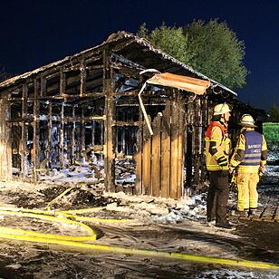 Scheunenbrand in Bayreuth - Therapiezentrum wurde evakuiert