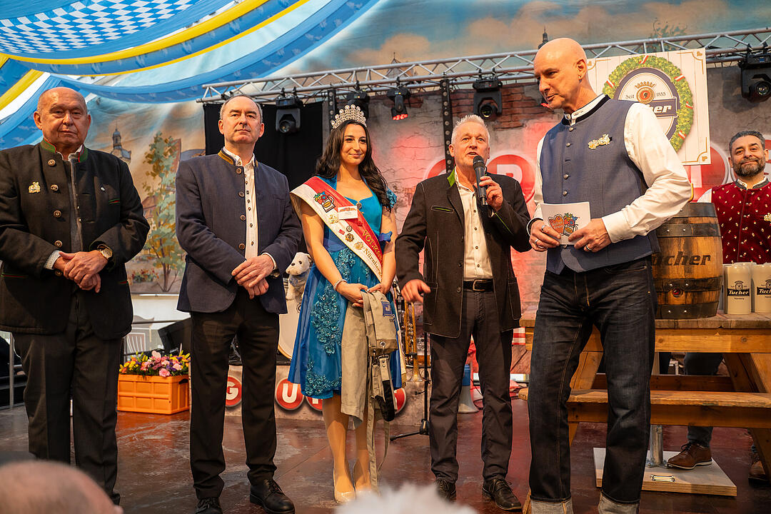 Mehr als 150 Buden und Attraktionen!