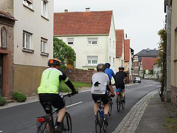 Die Sanierung der Ortsdurchfahrt ist das wichtigste Ziel der Dorferneuerung. Foto: Arkadius Guzy