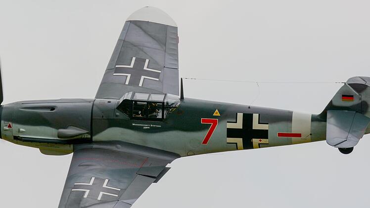 Ein Messerschmitt-Jäger im Flug:Luftfahrt-Enthusiasten wie Hilmar Lang sind bei diesem Anblick begeistert. Foto: David Weiss