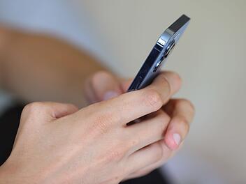 Verschiedene Codes &uuml;ber Anruf-Funktion freischalten