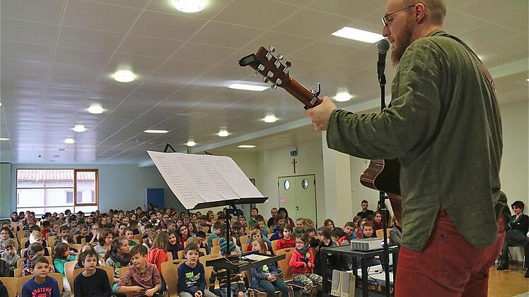 Mit Musik aus Hammelburg für eine bessere Welt. Foto: Gerd Schaar