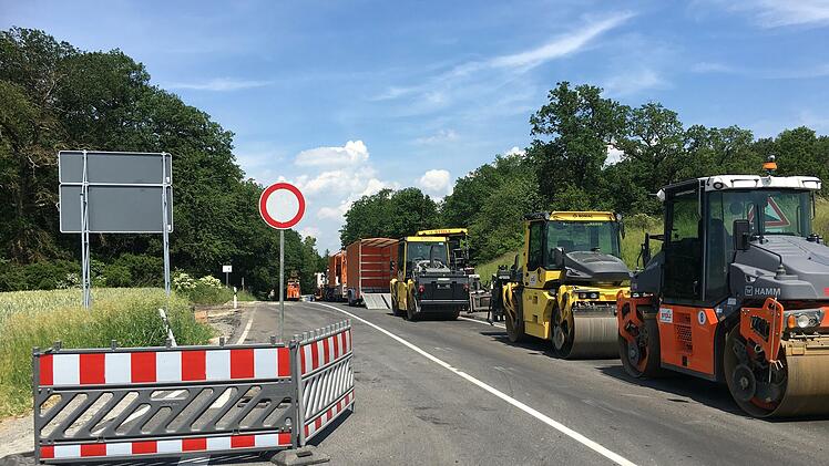 Mit Hochdruck wird aktuell an der Hainbuche gearbeitet, hier das Bauende aus Richtung Gemünden.