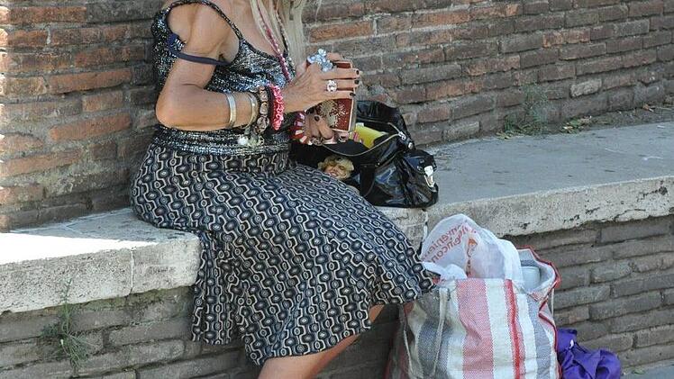 Eine angebliche Wahrsagerin hat eine Frau in Nürnberg um Geld betrogen. Symbolfoto: Kuenstlerhaus/Pixabay.com