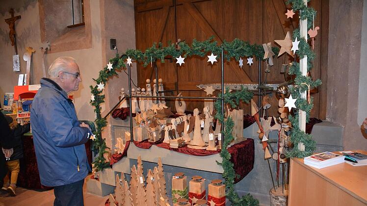 Weihnachtsmarkt in Maria Bildhausen. Hanns Friedrich