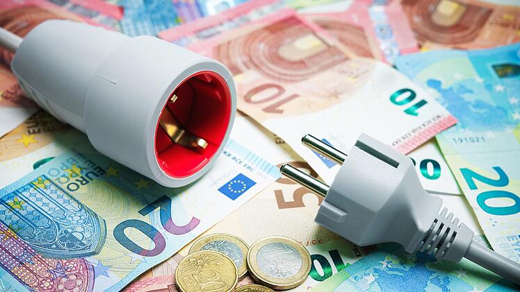 Konzept  Energiesparen, Stromkosten, Tarif, Verbrauch, Energie