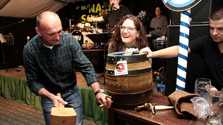 Es dauerte etwas länger, bis der passende Zapfhahn und das passende Bierfass zueinander gefunden hatten.Richard Sänger