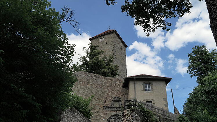 Die Lichtenburg ist eine Ruine auf dem Schloßberg.