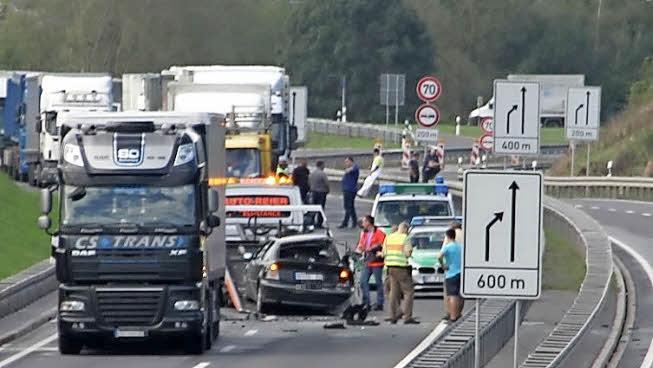 Zwei Stunden war die B173 nach dem Unfall gesperrt. Foto: Anja Greiner